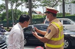 Mức phạt kịch khung nồng độ cồn xe ô tô 2025
