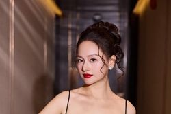 Lan Phương vóc dáng thon gọn đến khó tin sau sinh con