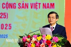 Phát huy truyền thống vẻ vang của Đảng, Ninh Bình vươn mình mạnh mẽ, phấn đấu trở thành điểm sáng trong công cuộc phát triển đất nước (*)