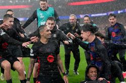 Champions League đêm qua: Barcelona ngược dòng trong trận đấu có 9 bàn thắng, Liverpool giành 3 điểm trên sân nhà