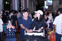 Lắng đọng niềm vui ngày trở về quê hương đón Xuân Ất Tỵ