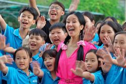 Ca sĩ Hồng Nhung chia sẻ mình mắc bệnh ung thư vú, mong muốn hành động vì cộng đồng