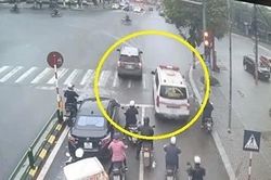 Bộ Công an khẳng định vượt đèn đỏ để nhường đường cho xe cấp cứu, xe ưu tiên trong tình thế cấp thiết sẽ không bị phạt