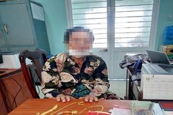 Trộm lượng lớn tiền, vàng đem chôn chuồng gà