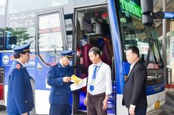 Quy định xử phạt hành khách đi xe vi phạm quy định về trật tự, an toàn giao thông