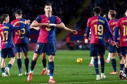 Barcelona đại thắng Valencia với tỷ số khó tin, cắt mạch không thắng ở La Liga