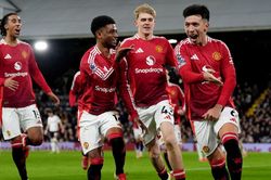 Tiền đạo tịt ngòi, MU đánh bại Fulham nhờ bàn thắng của trung vệ
