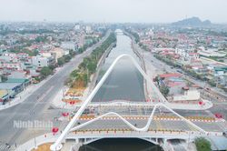Cầu vượt sông Vân sắp khánh thành, điểm nhấn cho đô thị thành phố Hoa Lư