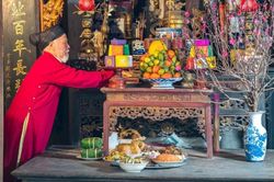 Văn khấn giao thừa Tết Ất Tỵ theo phong tục cổ truyền