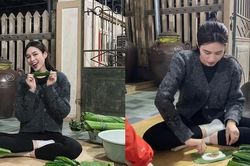 Hoa hậu Đỗ Thị Hà khoe phiên bản Tết: Nấu ăn cực ngon, gói bánh cực khéo