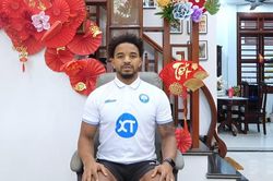 Xuân Son biết ơn 1 một người mà anh coi như cha, mong sớm trở lại để hát Quốc ca và ghi bàn cho ĐT Việt Nam