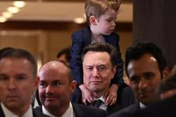 Tỷ phú Elon Musk công kích tổ chức USAID