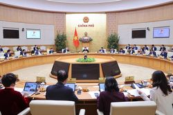 Thủ tướng chủ trì cuộc họp về tình hình Tết và triển khai nhiệm vụ trọng tâm sau Tết