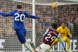 'Người cũ' của MU phản lưới nhà, Chelsea ngược dòng giành chiến thắng