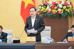 Đẩy mạnh phân cấp, phân quyền để Chính phủ gỡ khó, đảm bảo 'lạt mềm buộc chặt'
