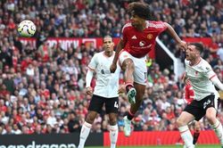 Man United đối mặt kỳ chuyển nhượng 'khó nhằn'
