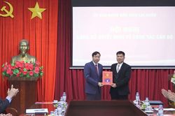 Công bố Quyết định bổ nhiệm Phó Giám đốc Đài Phát thanh - Truyền hình tỉnh