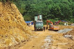 Thanh Hóa: Đồng ý trả lại giấy phép khai thác khoáng sản và đóng cửa mỏ đất sét đồi làm gạch tuynel tại xã Vĩnh Hưng