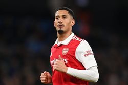 Real muốn biến Saliba thành trung vệ đắt nhất thế giới
