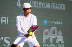 Hé lộ về cây vợt mà 'thần đồng' pickleball Quang Đương dùng khi thi đấu
