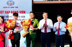 Quận Bình Tân kết nạp nhiều đảng viên từ quần chúng ưu tú