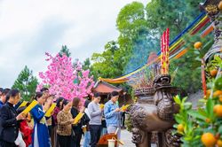 Đi lễ chùa đầu năm biết những điều này để sốt sắng và ơn ích