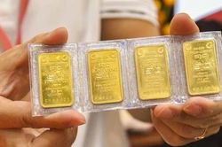 Giá vàng giảm ngay sau khi xác lập kỷ lục mới