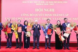Thành lập 22 tổ chức đảng trực thuộc Đảng ủy Mặt trận Tổ quốc, các đoàn thể Trung ương