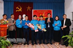 Kết nạp Đảng cho thanh niên Công giáo trước khi lên đường nhập ngũ