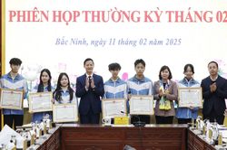 Bắc Ninh: Khen thưởng 12 học sinh đoạt giải Nhất kỳ thi chọn HSG Quốc gia