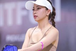 Nàng thơ của 'mối tình năm 17 tuổi' hot nhất làng bóng đá Việt Nam tái xuất trên sân pickleball, nhan sắc gây chú ý