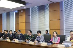 Đoàn đại biểu Quốc hội Nghệ An thảo luận về hai dự án Luật tại Kỳ họp bất thường lần thứ 9