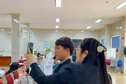 Đẩy mạnh thực hiện sinh trắc học và không dùng tiền mặt ở Nghệ An