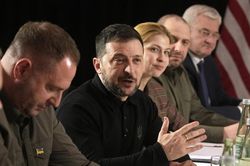 Ông Zelensky tuyên bố sẽ chỉ đàm phán với ông Putin