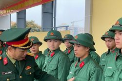 Phó Tham mưu trưởng Quân khu 4 kiểm tra công tác chuẩn bị huấn luyện năm 2025 tại Nghệ An
