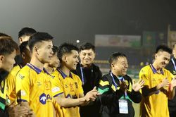 Lão tướng Trần Đình Hoàng và những lần ra sân đầy may mắn