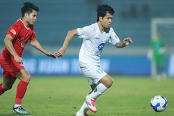 Lượt đi V-League 2024/25: Những bất ngờ… thường thấy!