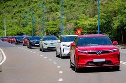 Đề xuất tiếp tục miễn lệ phí trước bạ cho ô tô điện đến năm 2027