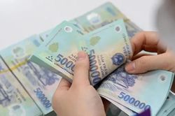 Đề xuất đánh thuế đối với tiền lãi gửi tiết kiệm