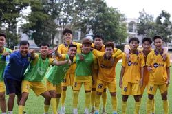 Thắng U19 TP Hồ Chí Minh, U19 Sông Lam Nghệ An rộng cửa giành vé vào tứ kết