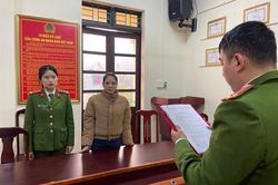 Bắt đối tượng liên quan đến vụ vận chuyển ngà voi Châu Phi