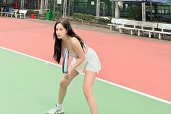 Thay vì theo trào lưu pickleball, cựu Hoa hậu Việt Nam theo đuổi môn 'truyền thống', công khai thần tượng Federer