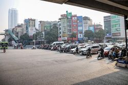 Rà soát, giải quyết bất cập hệ thống biển báo, tín hiệu đèn giao thông