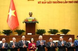 Bế mạc kỳ họp Quốc hội bất thường lần thứ 9: Quyết sách lịch sử