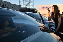 BYD thay đổi chiến lược: Thế khó cho các nhà sản xuất ô tô toàn cầu