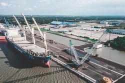Chứng khoán Asean bán 400.000 cổ phiếu SGP ngay ngày đầu đăng ký