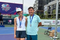 Vợ Lý Hoàng Nam giành ngôi á quân pickleball trong ngày chồng đoạt chức vô địch