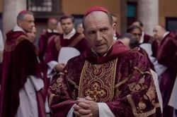 'Cú sốc' lớn trước thềm Oscar 2025: 'Conclave' bất ngờ giành giải 'Dàn diễn viên xuất sắc nhất'