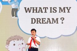 Định hướng nghề nghiệp cho thiếu nhi qua sân chơi ngoại ngữ