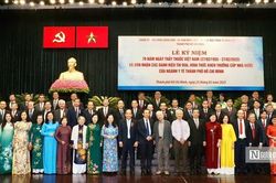 Bí thư Thành ủy Tp.HCM: Y, bác sĩ không ngại hy sinh tính mạng để giành giật sự sống cho bệnh nhân